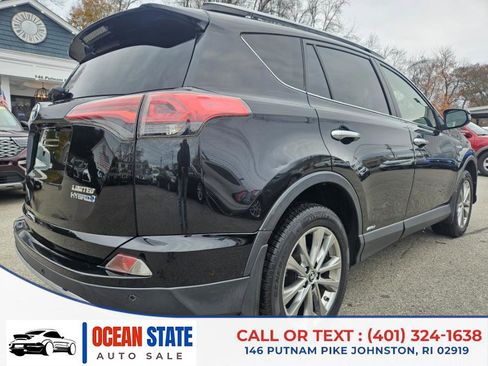 Used 2018 Toyota RAV4 Limited image 5