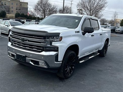 Used 2019 Chevrolet Silverado 1500 LTZ image 8