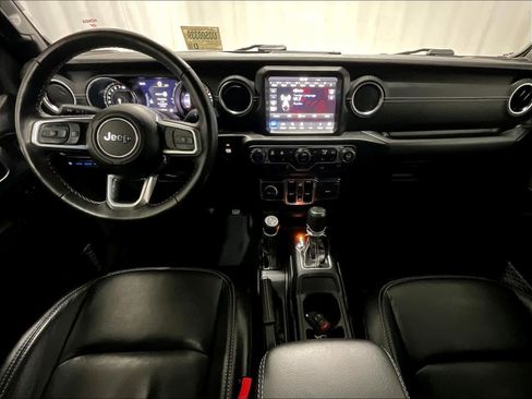 Used 2023 Jeep Wrangler Sahara w/ Cold Weather Group image 21