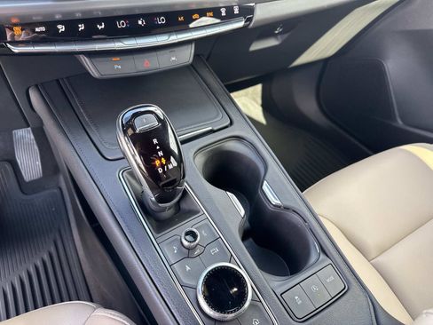 Used 2024 Cadillac XT4 Luxury image 26