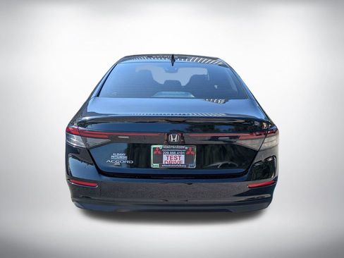 Used 2024 Honda Accord EX image 4
