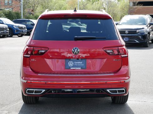 Certified 2024 Volkswagen Tiguan SEL R-Line AWD/4WD image 6