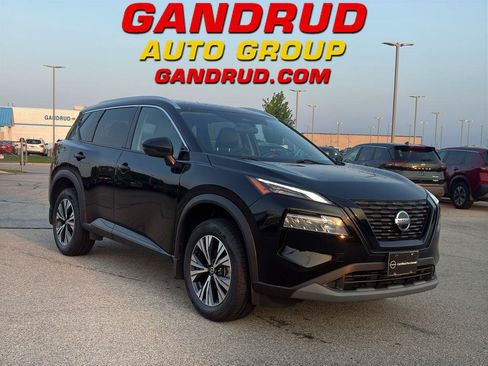 Certified 2021 Nissan Rogue SV w/ Premium Package AWD/4WD image 1