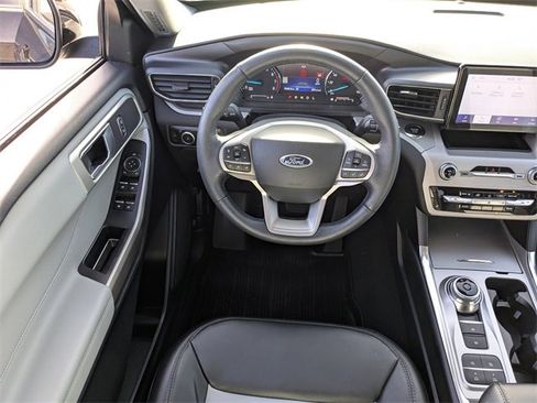 Used 2023 Ford Explorer XLT w/ Equipment Group 202A image 16