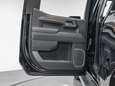 Used 2022 Chevrolet Silverado 1500 LT Trail Boss w/ Protection Package image 24