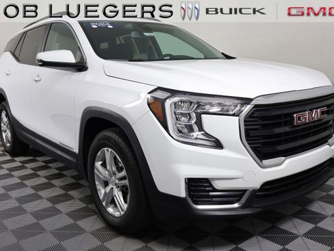 Certified 2024 GMC Terrain SLE w/ Driver Convenience Package FWD image 1