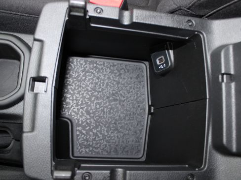 Used 2023 Jeep Wrangler Sport image 20