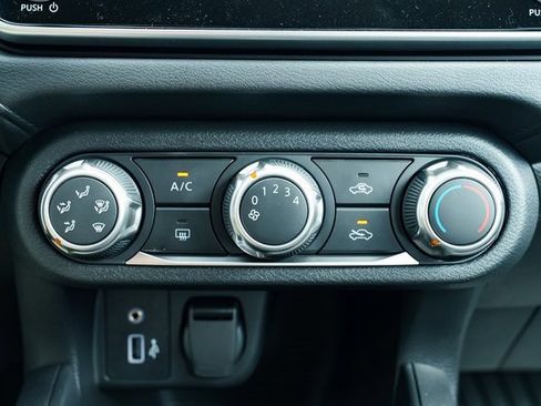 New 2025 Nissan Versa S w/ Trunk Package image 15