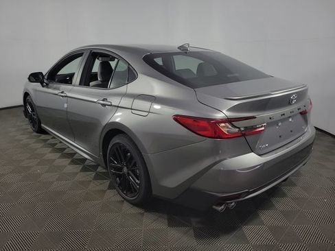 New 2026 Toyota Camry SE FWD image 5