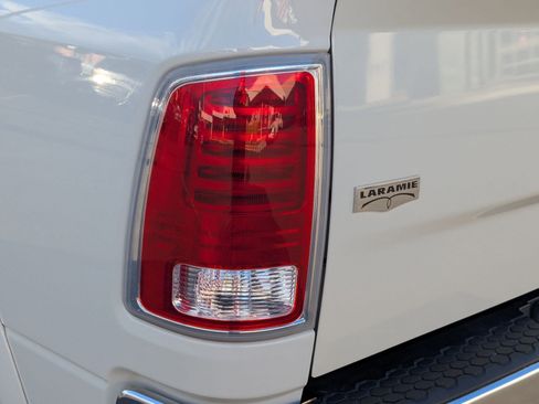 Used 2016 RAM 1500 Laramie w/ Convenience Group image 13