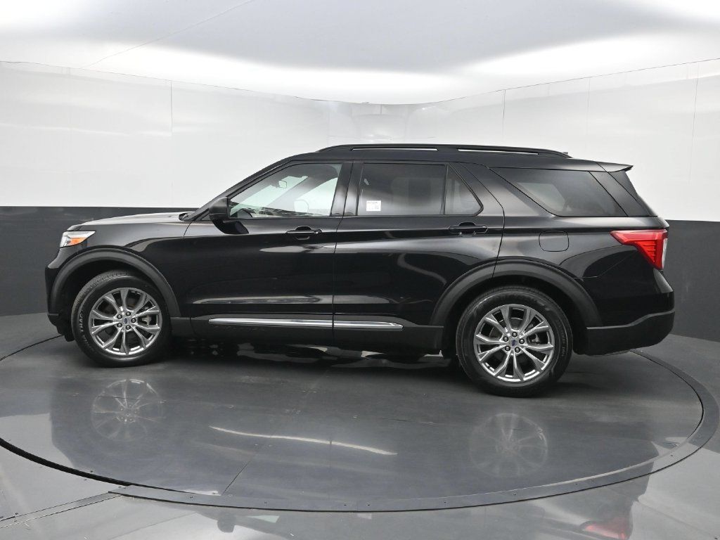 Used 2020 Ford Explorer XLT w/ Equipment Group 202A RWD image 40