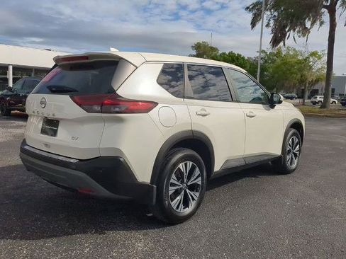 Certified 2023 Nissan Rogue SV FWD image 4