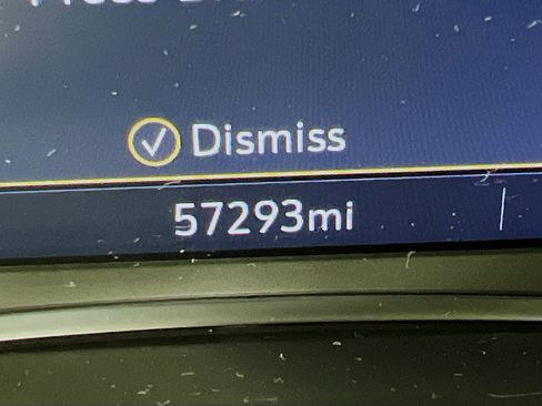 Used 2023 GMC Acadia SLT image 18