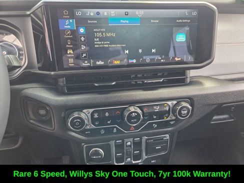Certified 2025 Jeep Wrangler Willys AWD/4WD image 23