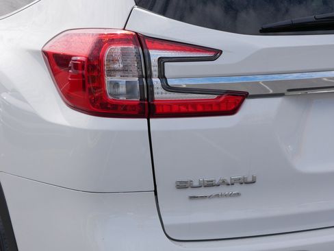 Certified 2025 Subaru Ascent Premium AWD/4WD image 17