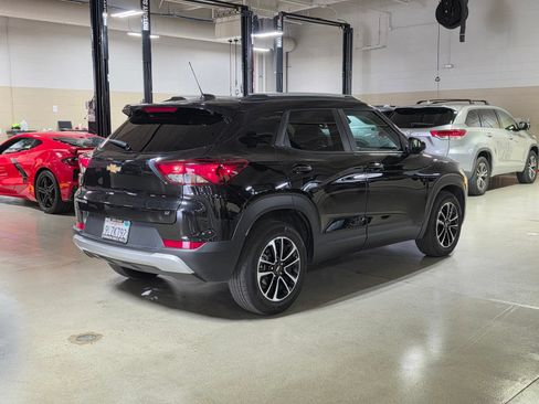 Used 2024 Chevrolet TrailBlazer LT FWD image 7