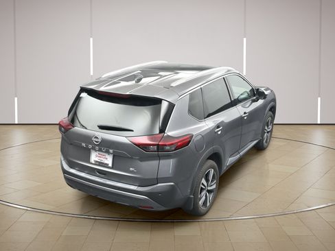 Certified 2023 Nissan Rogue SL w/ SL Premium Package FWD image 36