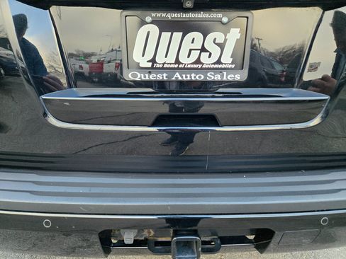 Used 2018 Chevrolet Tahoe LT image 29