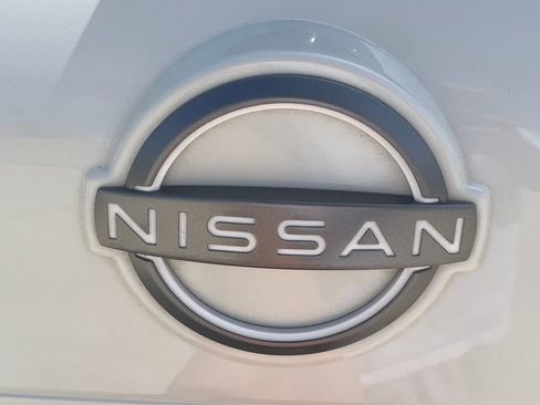 Used 2023 Nissan Rogue Platinum image 14