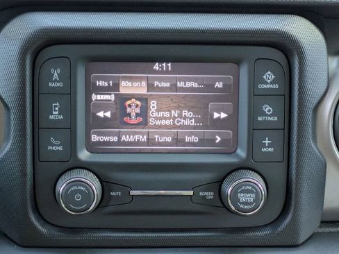 Certified 2020 Jeep Gladiator Sport w/ Quick Order Package 24S AWD/4WD image 13
