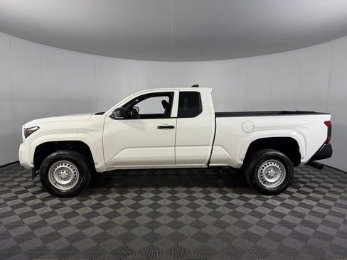 Used 2025 Toyota Tacoma SR RWD image 10