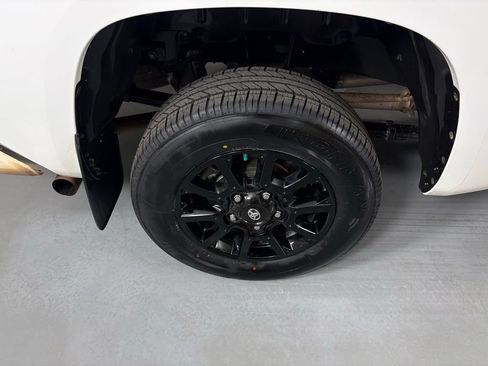 Used 2019 Toyota Tundra SR5 w/ SX Package AWD/4WD image 11