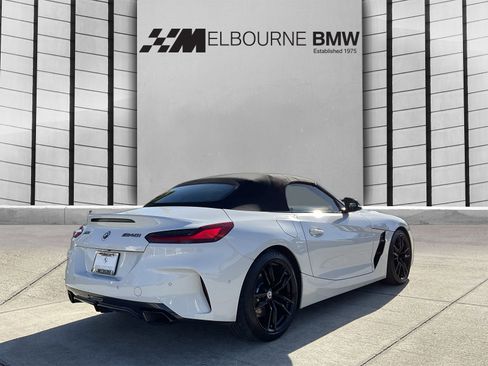 Certified 2022 BMW Z4 M40i w/ Premium Package image 4