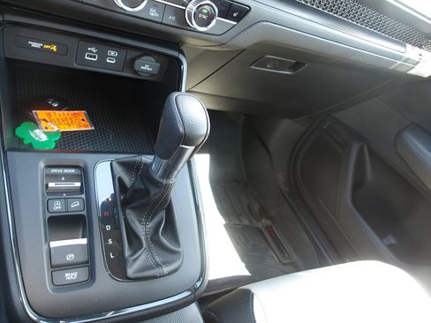 Used 2023 Honda CR-V EX image 19