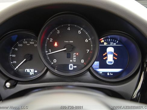 Used 2023 Porsche Macan image 30