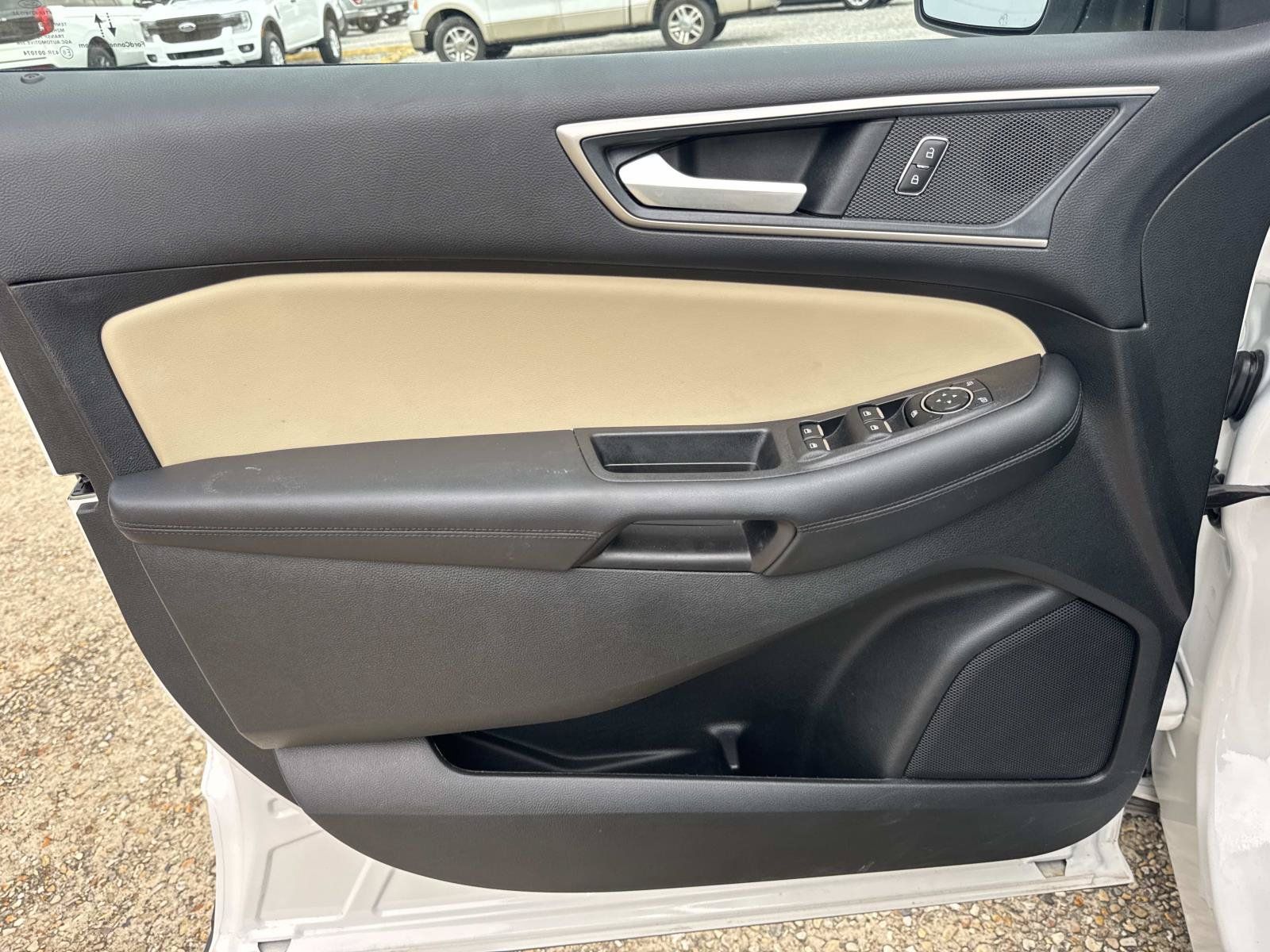 Used 2024 Ford Edge SEL w/ Convenience Package AWD/4WD image 18