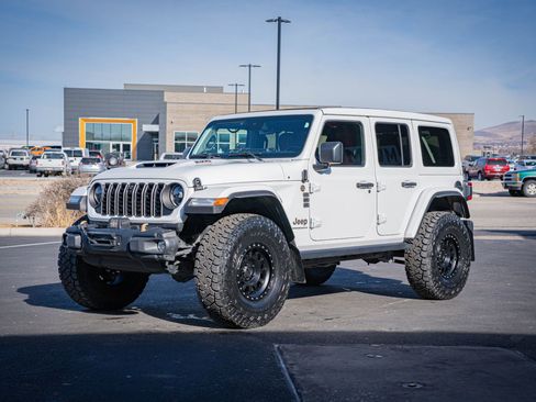 Used 2024 Jeep Wrangler Unlimited Rubicon 392 AWD/4WD image 11