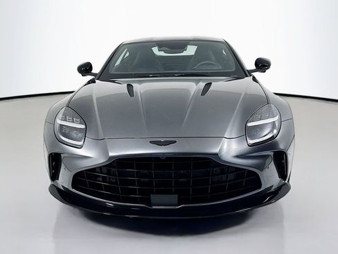 New 2026 Aston Martin V8 Vantage Coupe RWD image 2