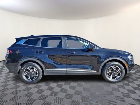 Certified 2023 Kia Sportage LX image 9