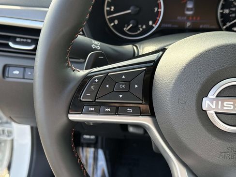 Used 2025 Nissan Altima 2.5 SR image 22