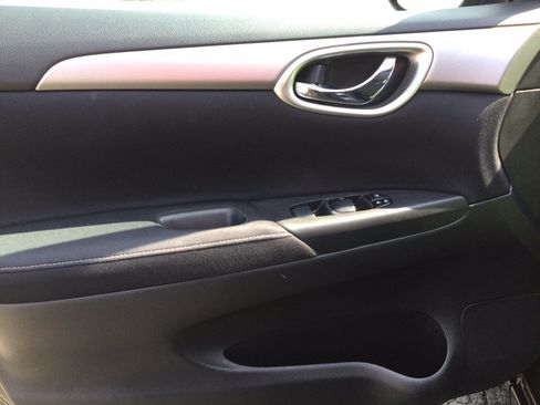 Used 2014 Nissan Sentra S FWD image 12