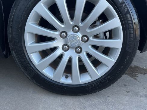 Used 2011 Buick Regal CXL w/ RL5 Preferred Equipment Group FWD image 25