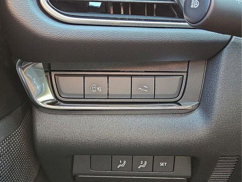 New 2025 MAZDA CX-30 AWD 2.5 S w/ Preferred Package image 29