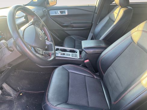 Used 2023 Ford Explorer ST-Line w/ Class IV Trailer Tow Package image 9