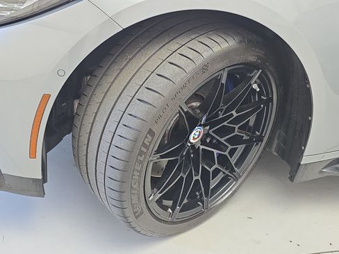 Used 2023 BMW M4 xDrive Competition AWD/4WD image 32