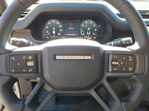 New 2026 Land Rover Defender 130 X-Dynamic SE image 11