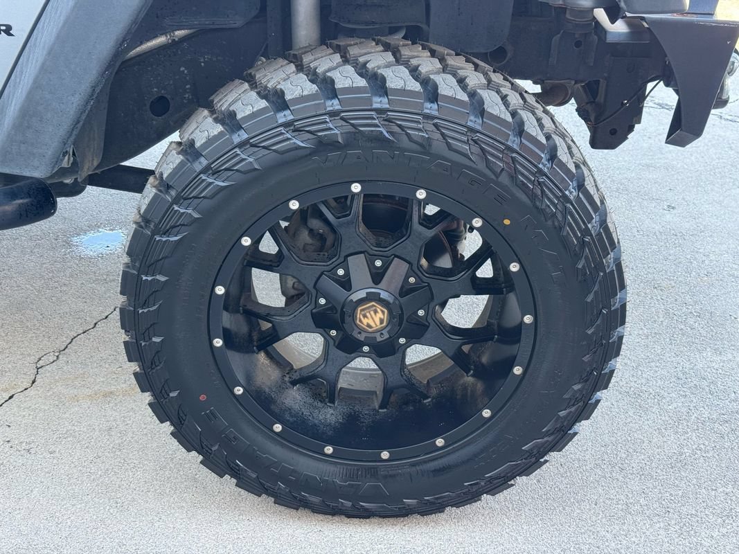 Used 2015 Jeep Wrangler Unlimited Sport w/ Quick Order Package 24S AWD/4WD image 15