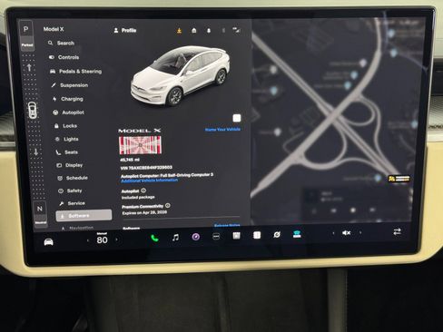 Used 2022 Tesla Model X Plaid image 31