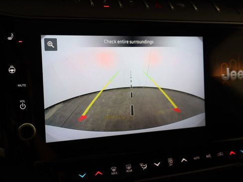 New 2026 Jeep Grand Cherokee Limited image 39