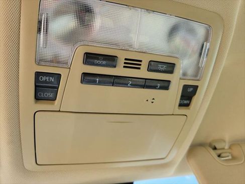 Certified 2017 Toyota Highlander XLE FWD image 36