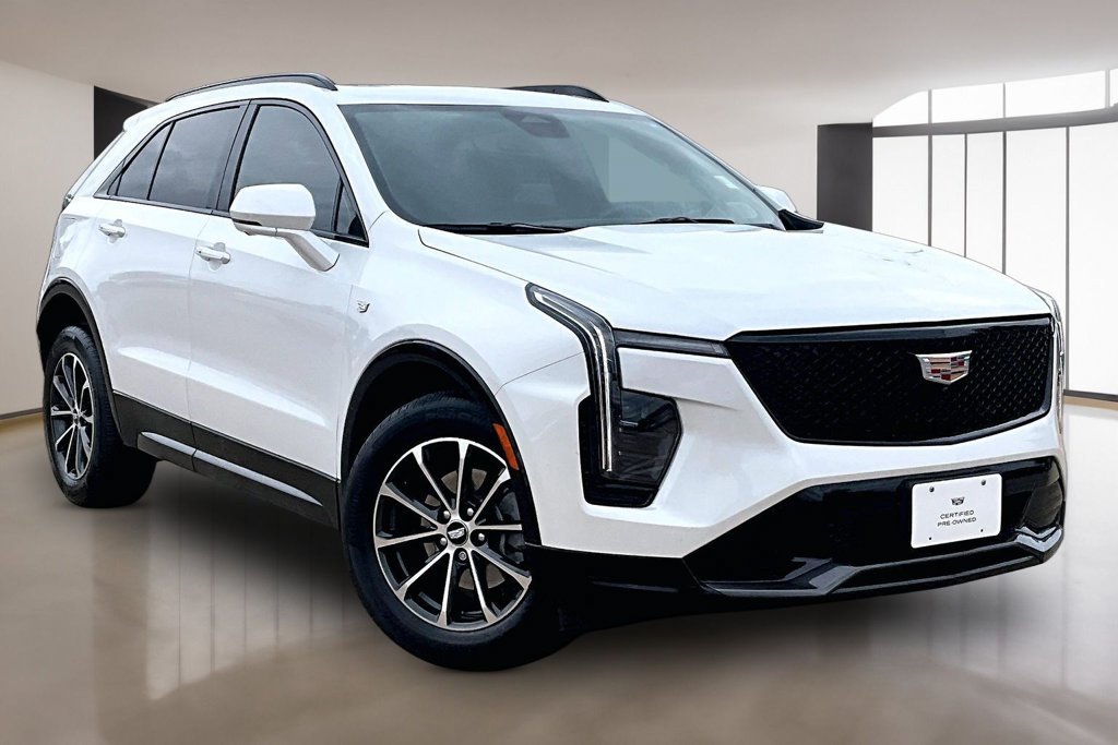 Used 2025 Cadillac XT4 Sport FWD image 11