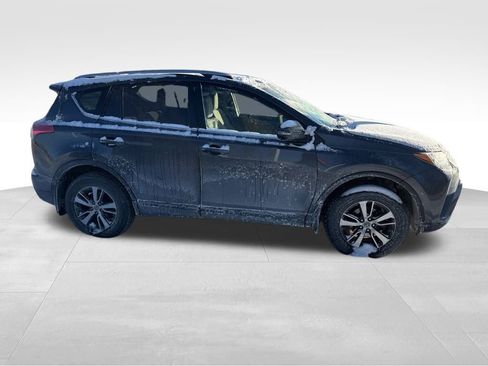 Used 2016 Toyota RAV4 XLE image 3