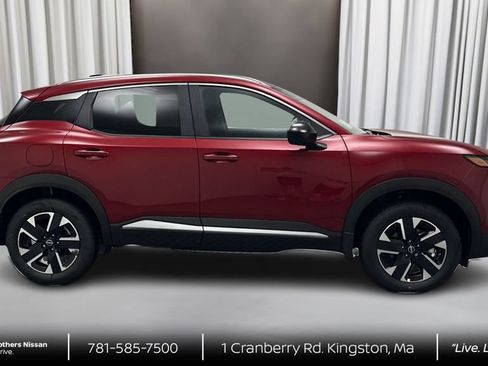 New 2026 Nissan Kicks SV w/ SV Premium Package AWD/4WD image 4