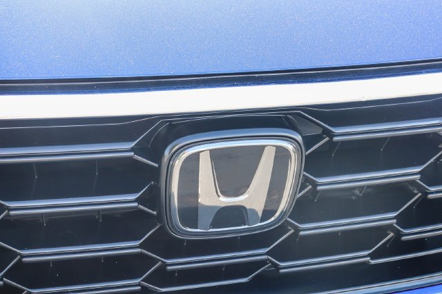 Certified 2025 Honda CR-V LX image 5