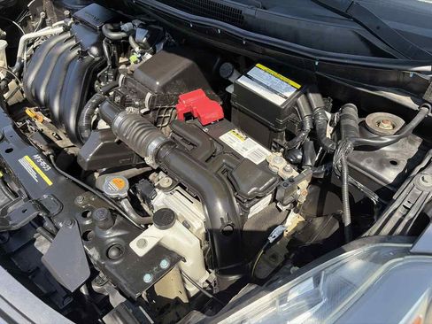 Used 2019 Nissan Versa SV FWD image 33