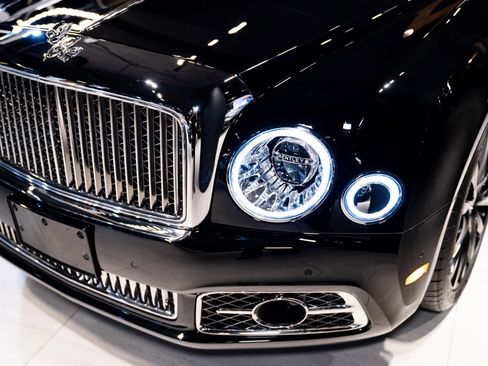 Used 2019 Bentley Mulsanne RWD image 6